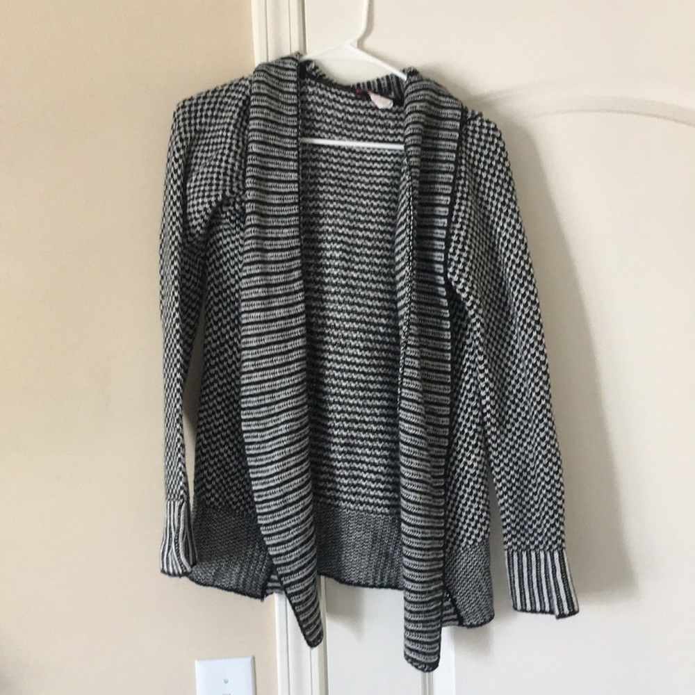 Black & white cardigan - Picture 3 of 4